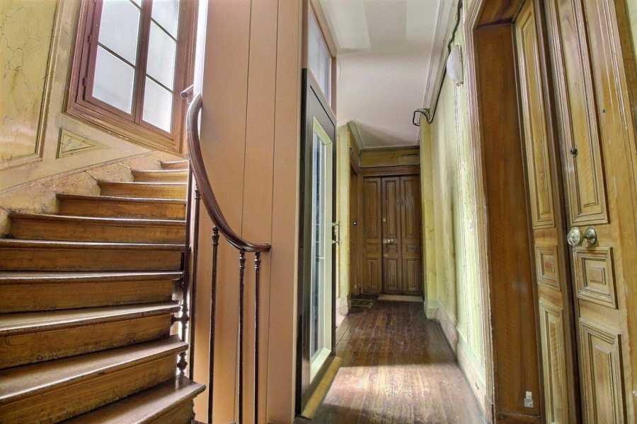 Appartement Rue Ernest Renan à Issy-les-Moulineaux