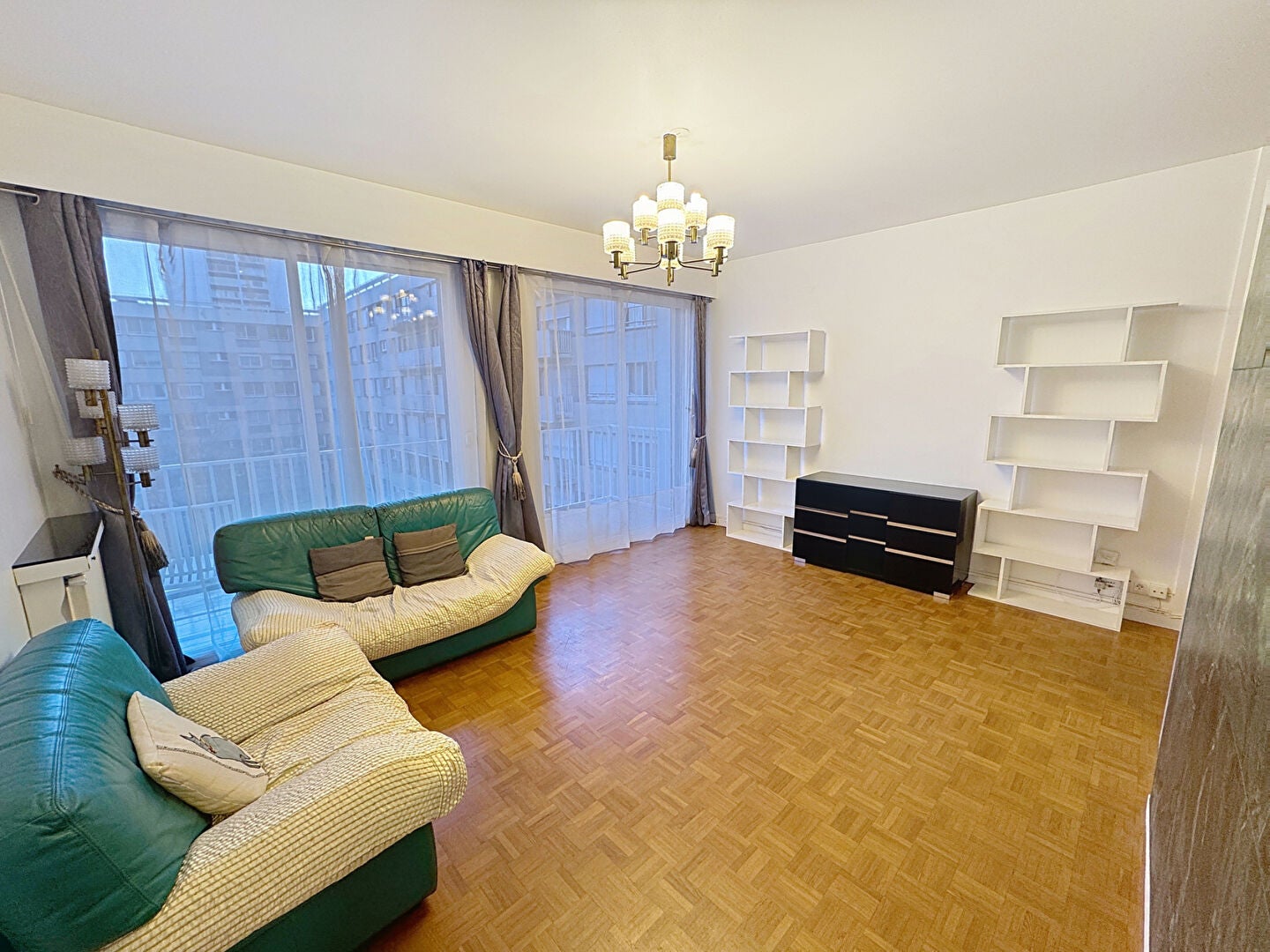 Flat Rond-point de la Défense in Courbevoie