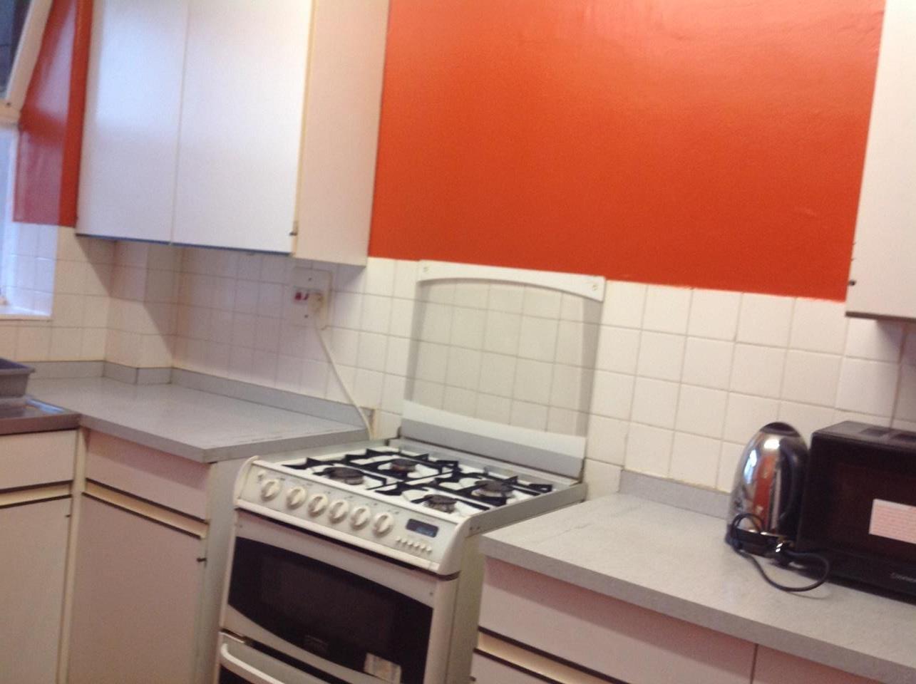 Flat Devonshire Court in Greater London