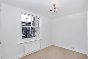 Flat Fulham High Street in Greater London