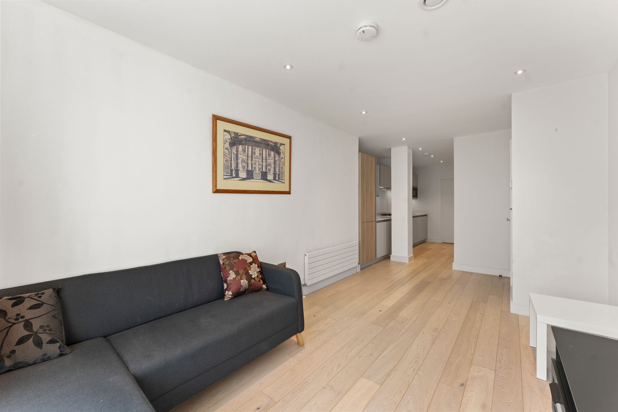 Flat Hare Lane in Elmbridge