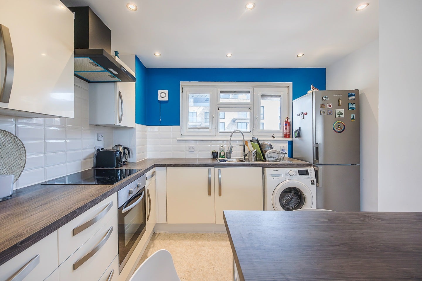 Flat Dingley Road in Greater London