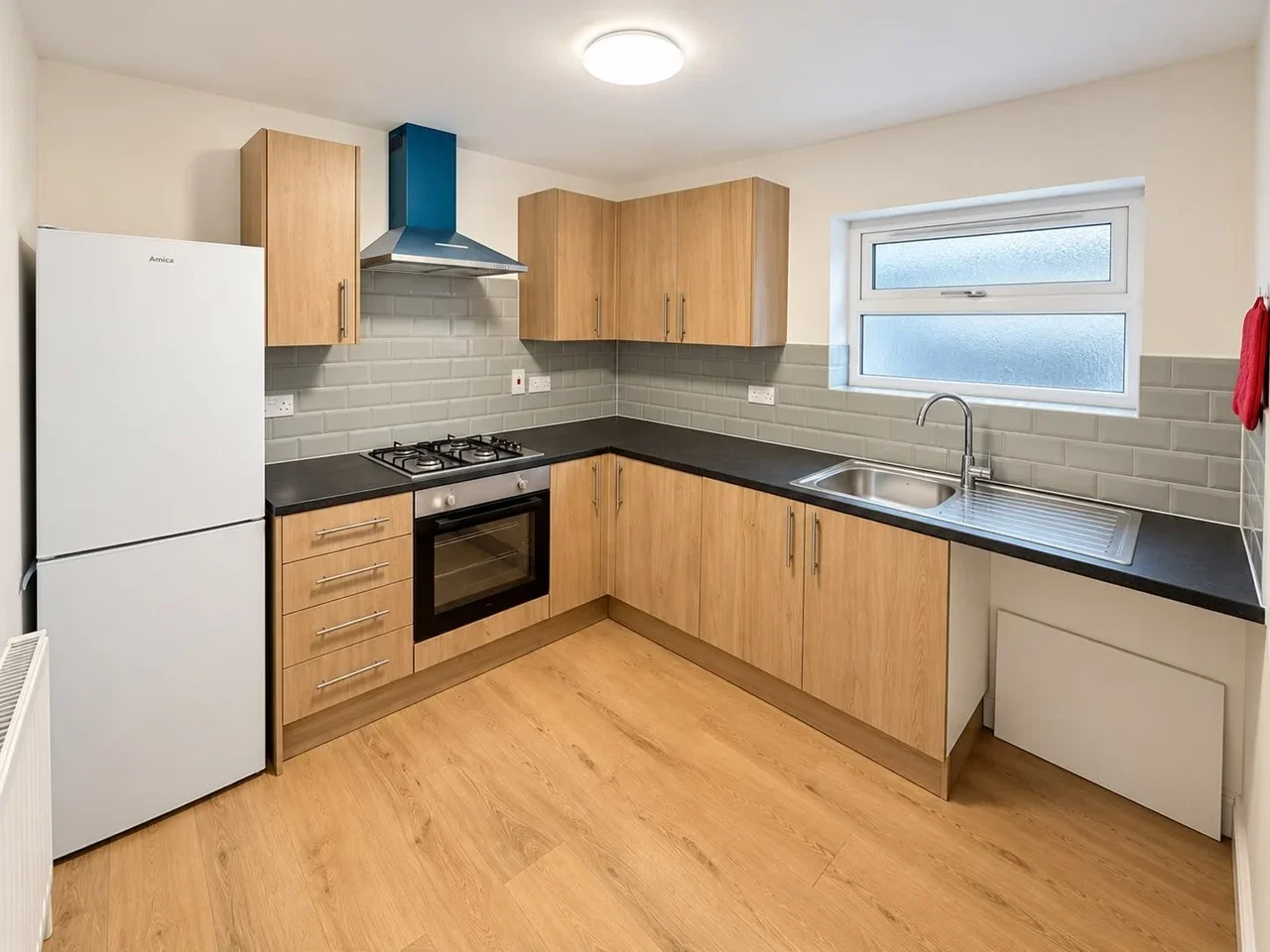 Flat Belmont Road in Greater London