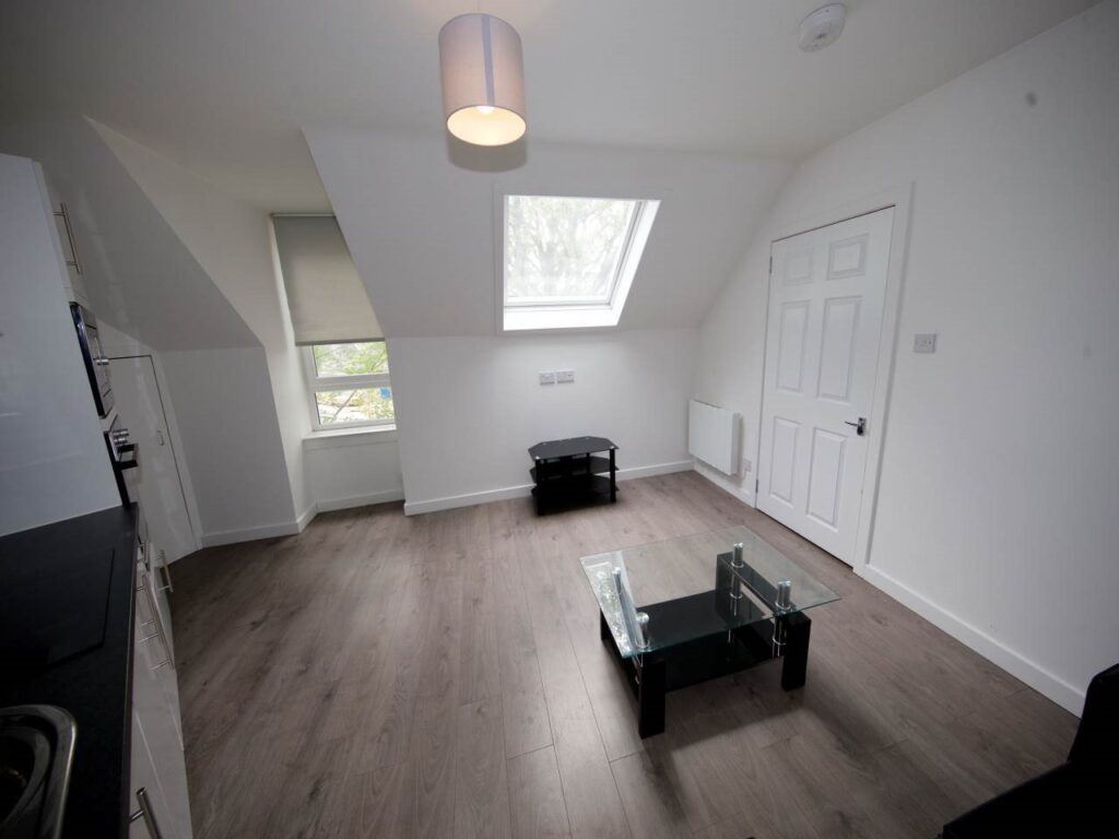 Flat Strathmartine Road in Dundee