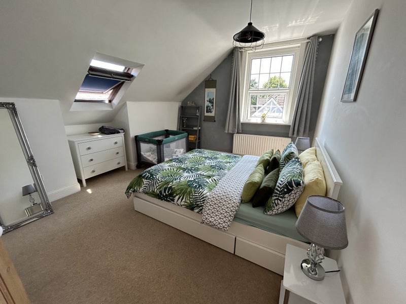 Room St John's Road in Bournemouth