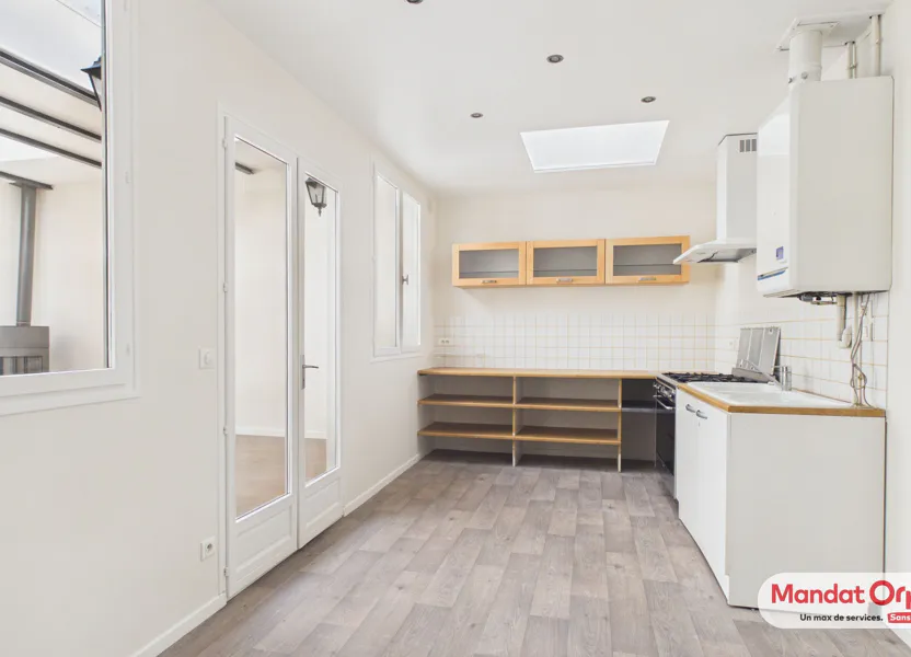 Flat Rue de Thillois in Reims