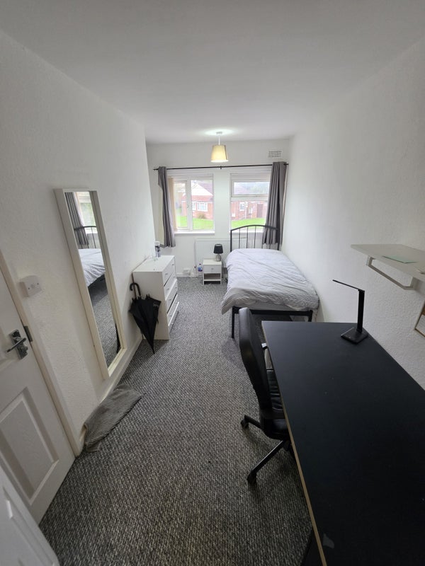 Room Mayor's Croft in Coventry