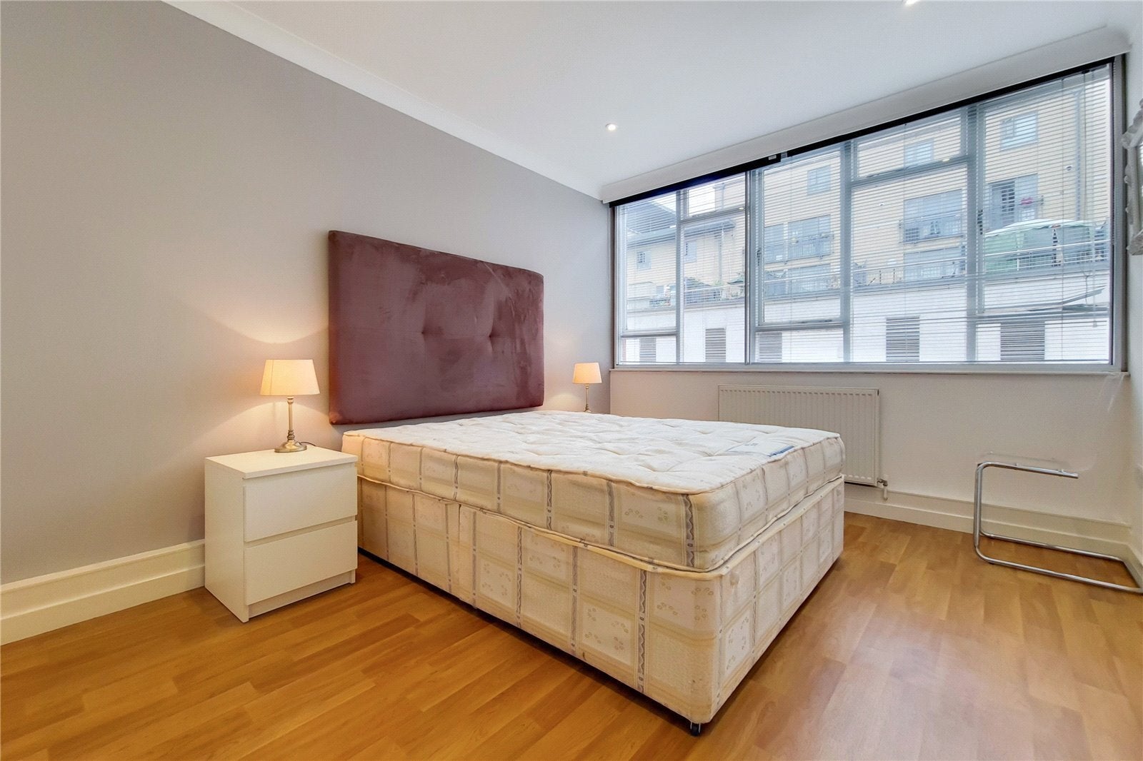 Flat Wilton Road in City of Westminster