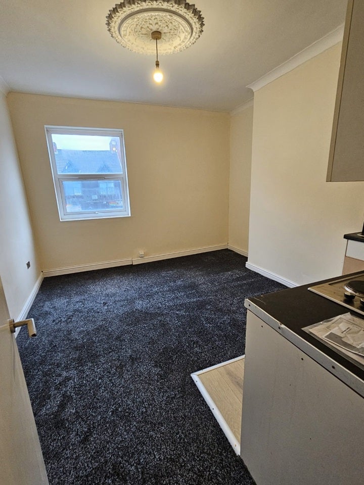 Flat Cleethorpe Road in Grimsby