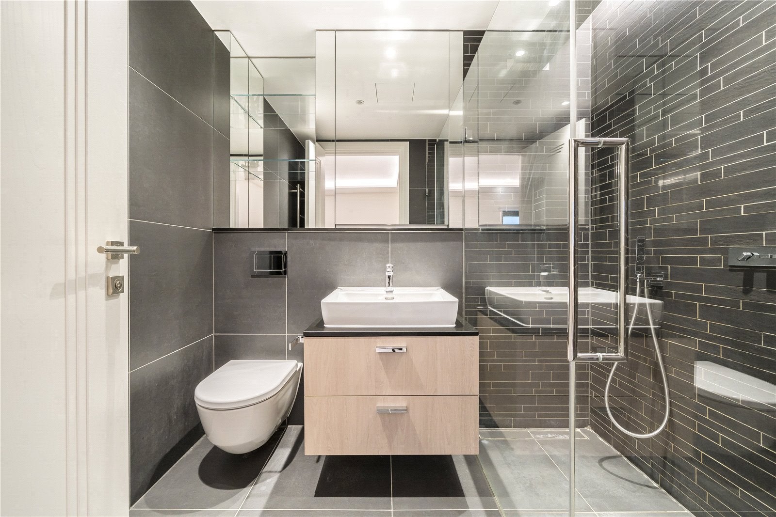 Flat Kensington Gardens Square in City of Westminster