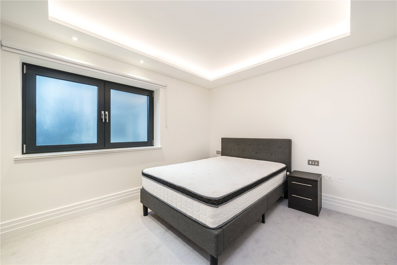Flat Kensington Gardens Square in City of Westminster