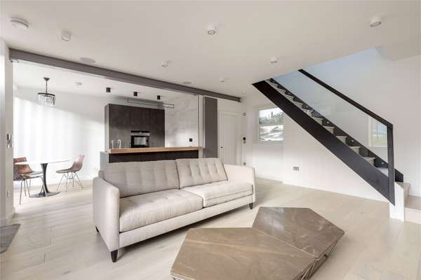 House Carlton Terrace Mews in City of Edinburgh