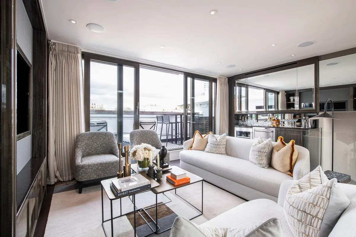 Flat Prince of Wales Terrace in Greater London