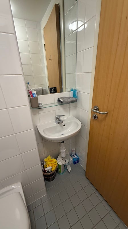 Room Falconar Street in Newcastle upon Tyne