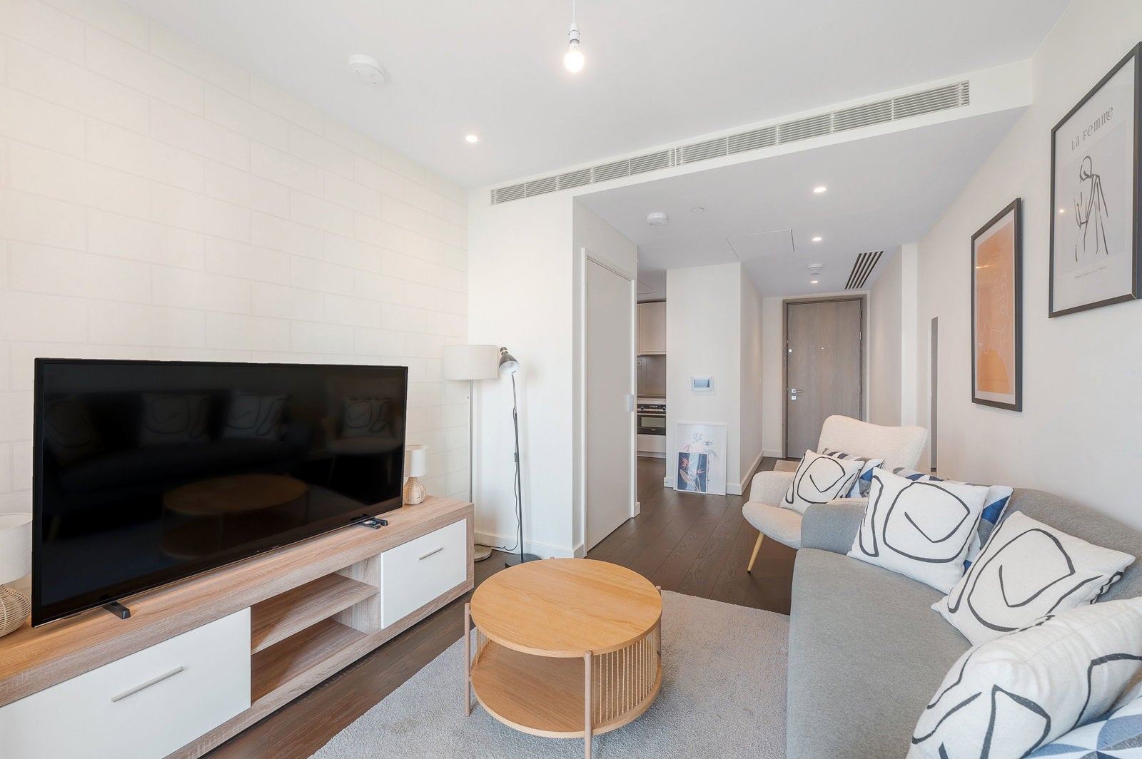 Flat Parry Street in Greater London