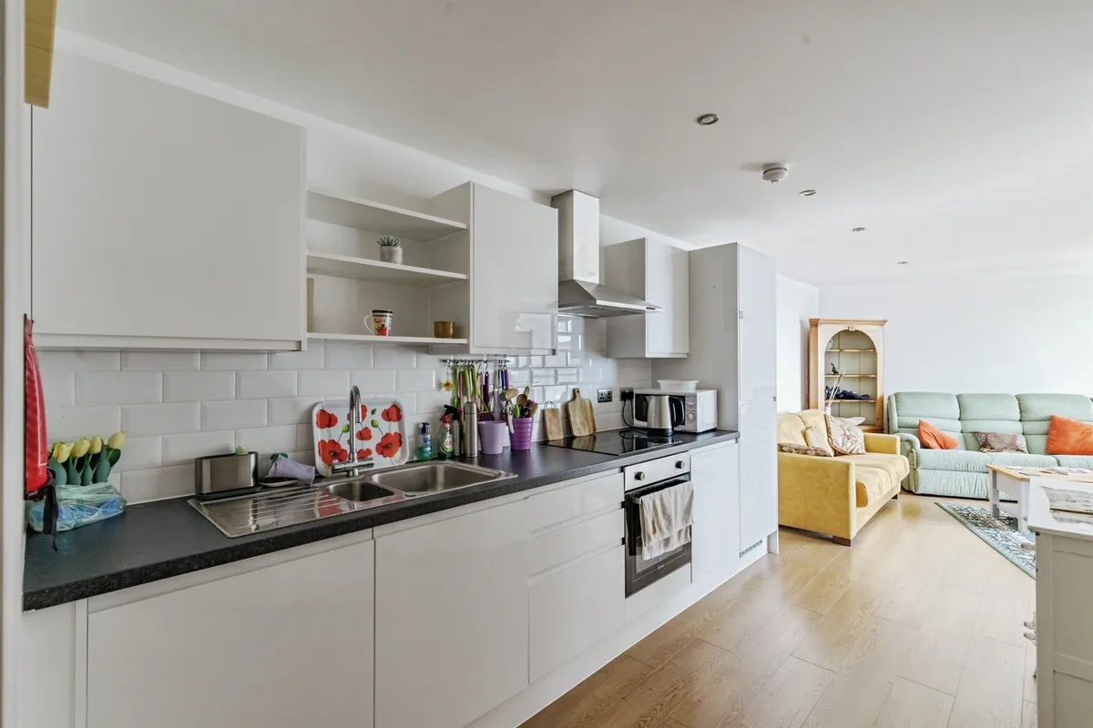 Flat Brighton Road in Adur