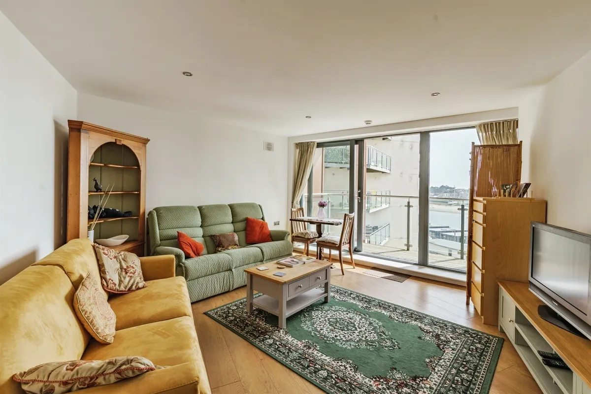 Flat Brighton Road in Adur