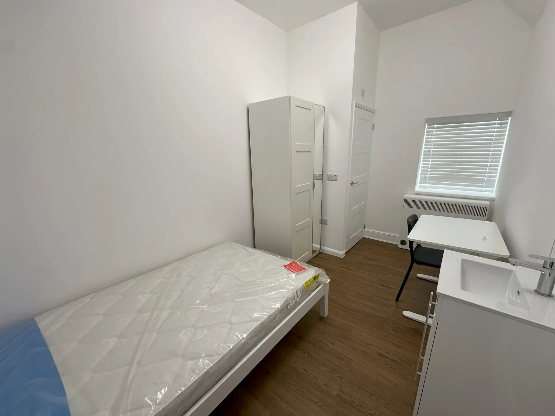 Room Church Road in Maidstone