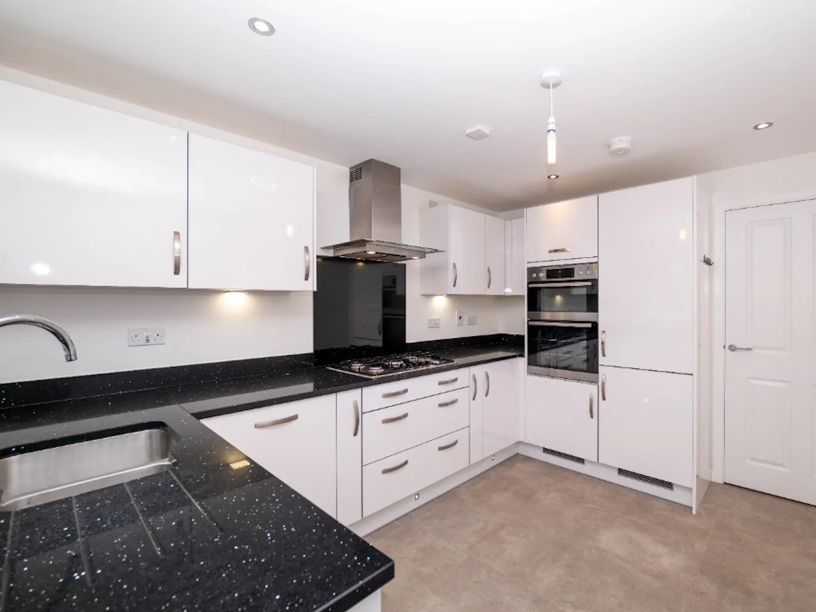 House Gardyveen Court in Bilston