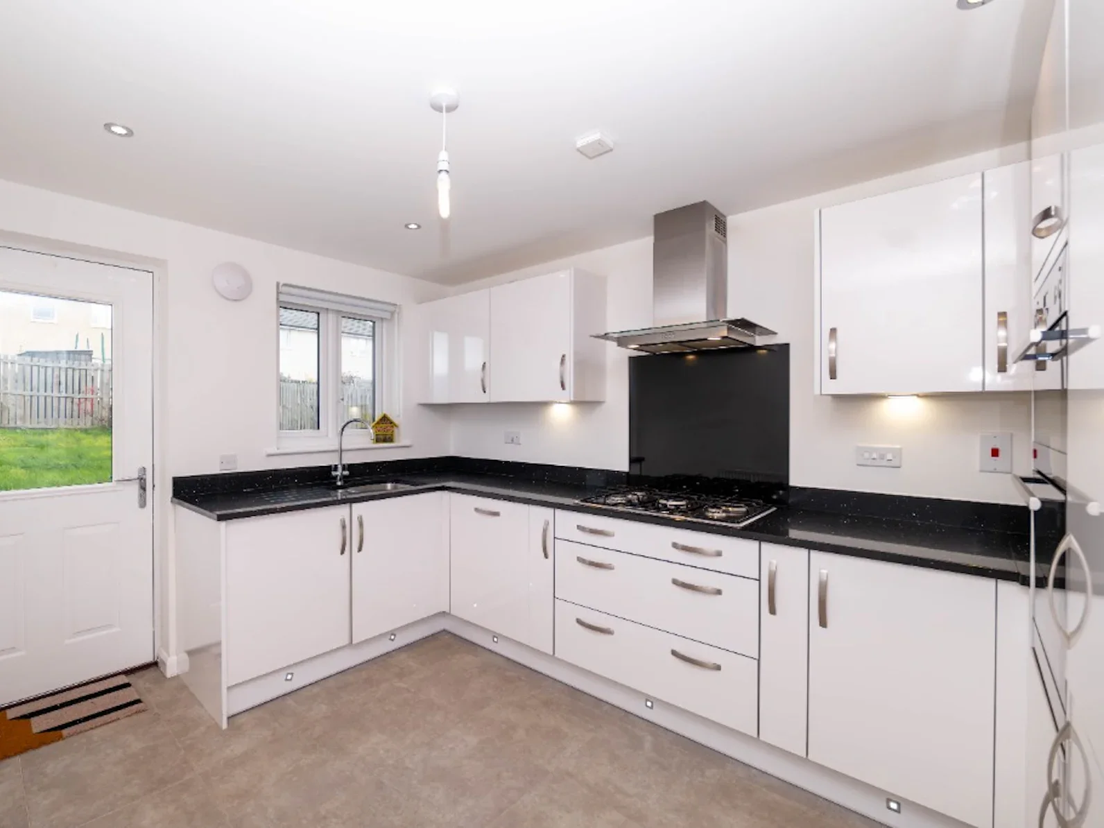 House Gardyveen Court in Bilston