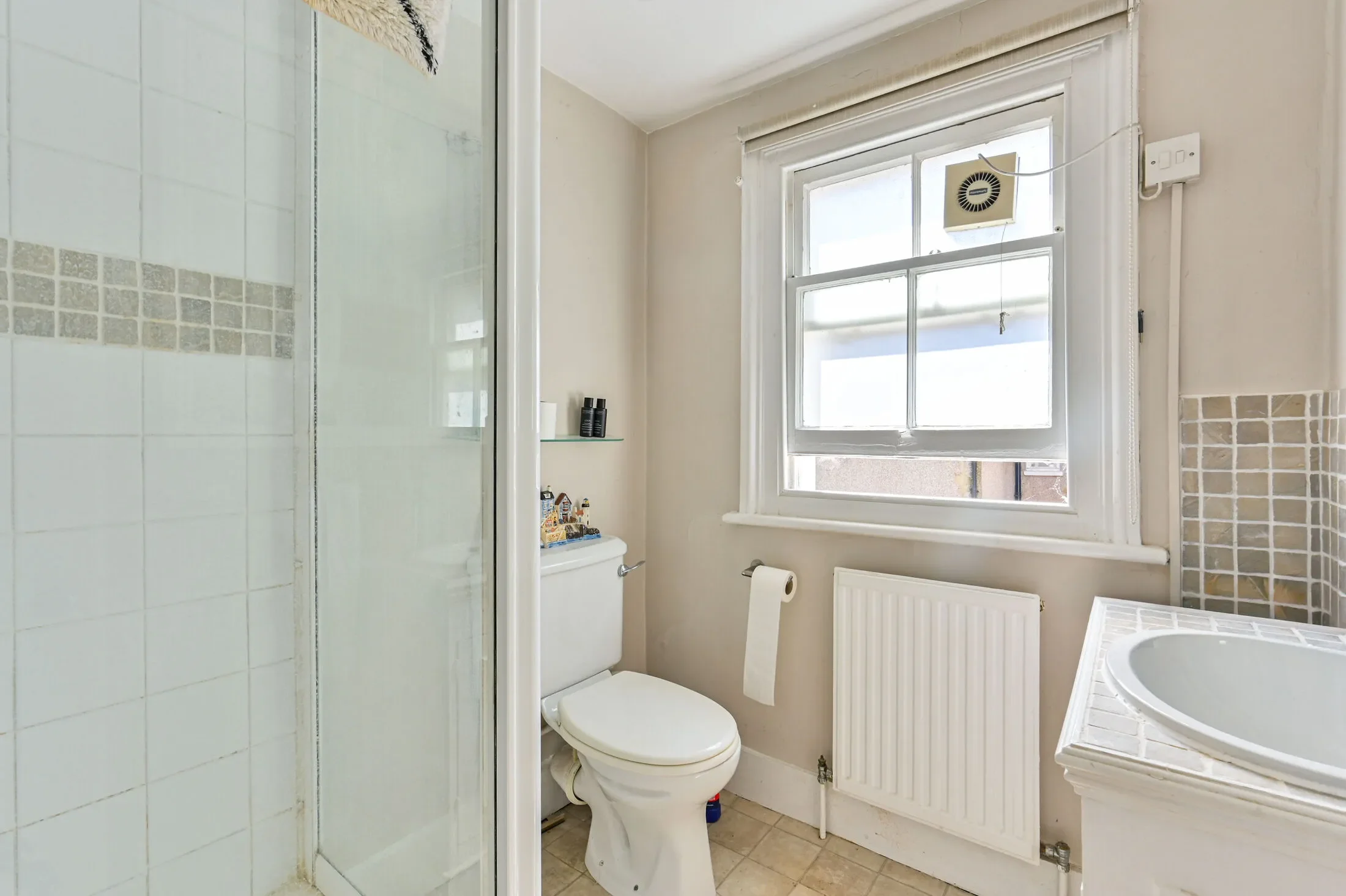 Flat Palliser Road in Greater London