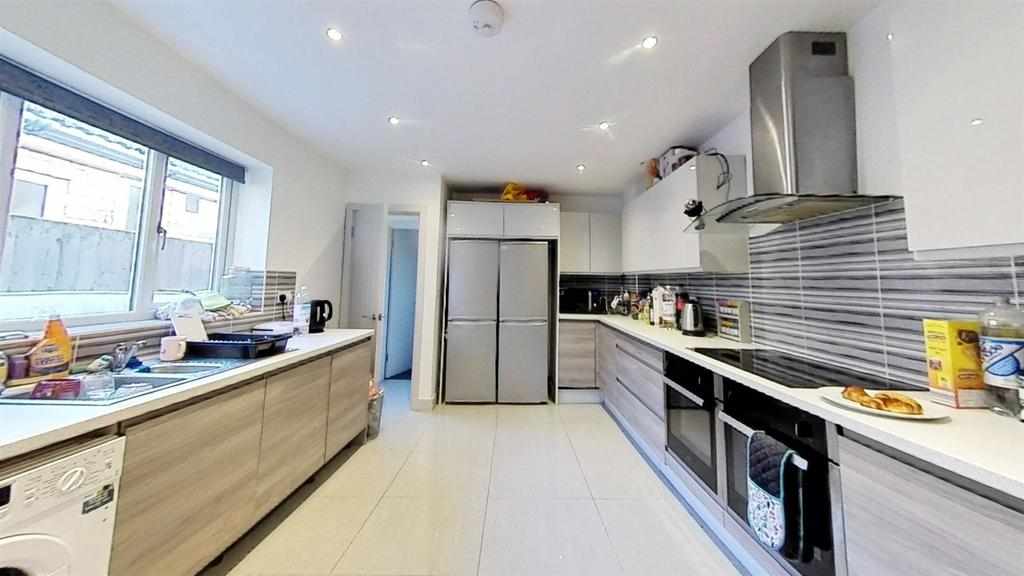 Flat Tiverton Road in Birmingham