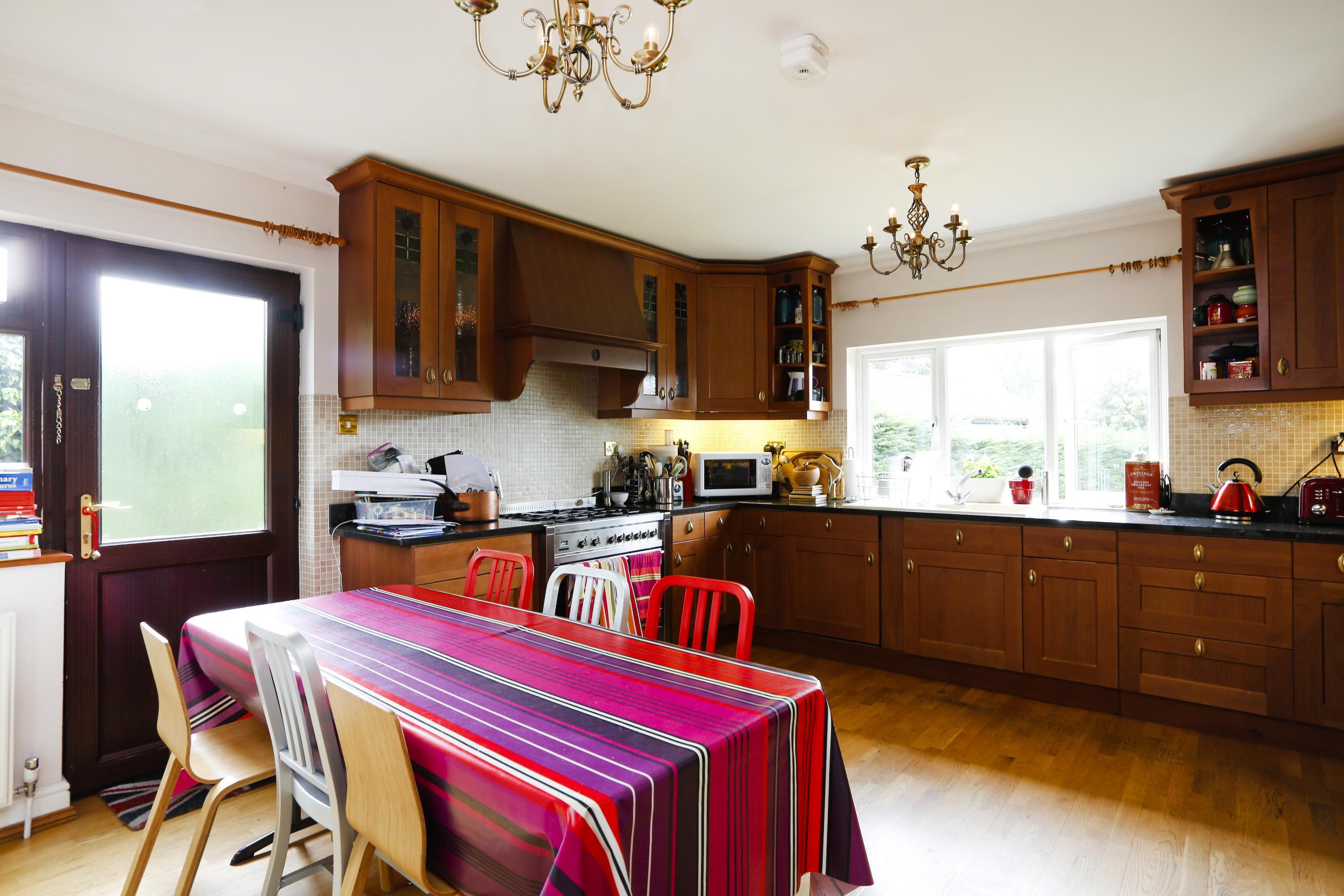 House Ballard Close in Greater London