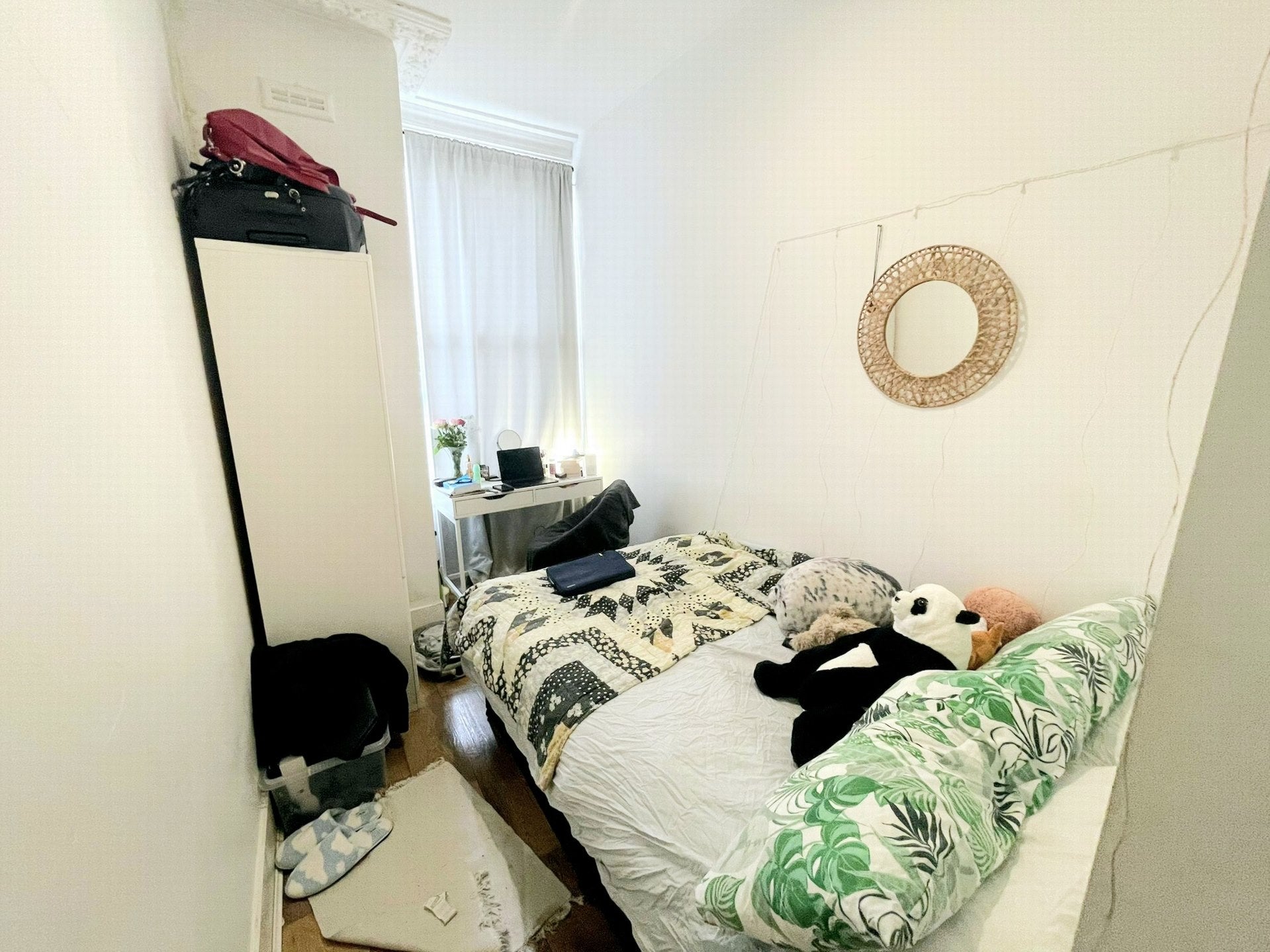 Flat Fairbridge Road in Greater London