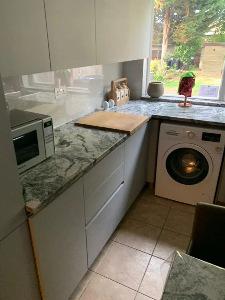 Room Norbury Crescent in Greater London
