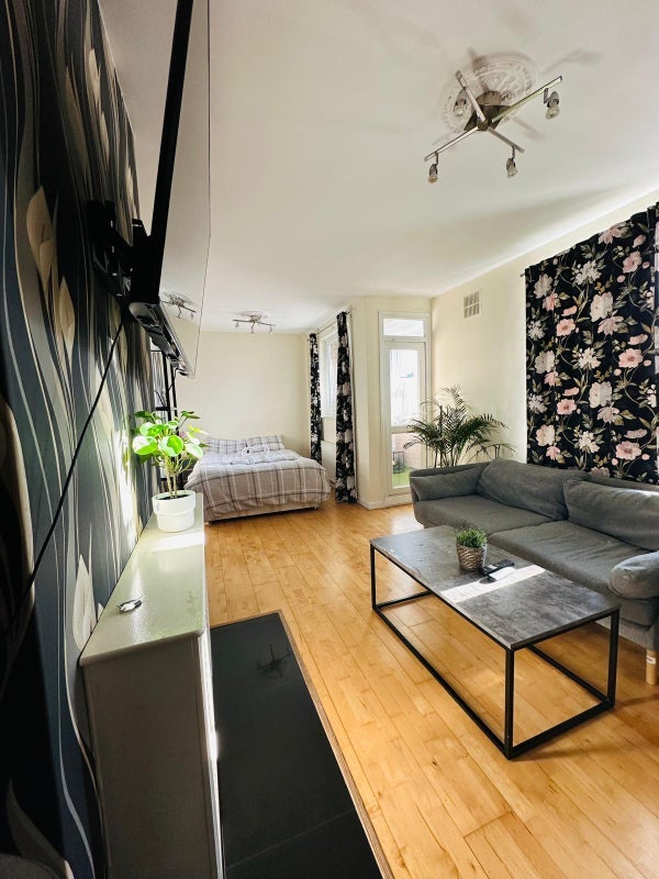 Room Springfield in Greater London