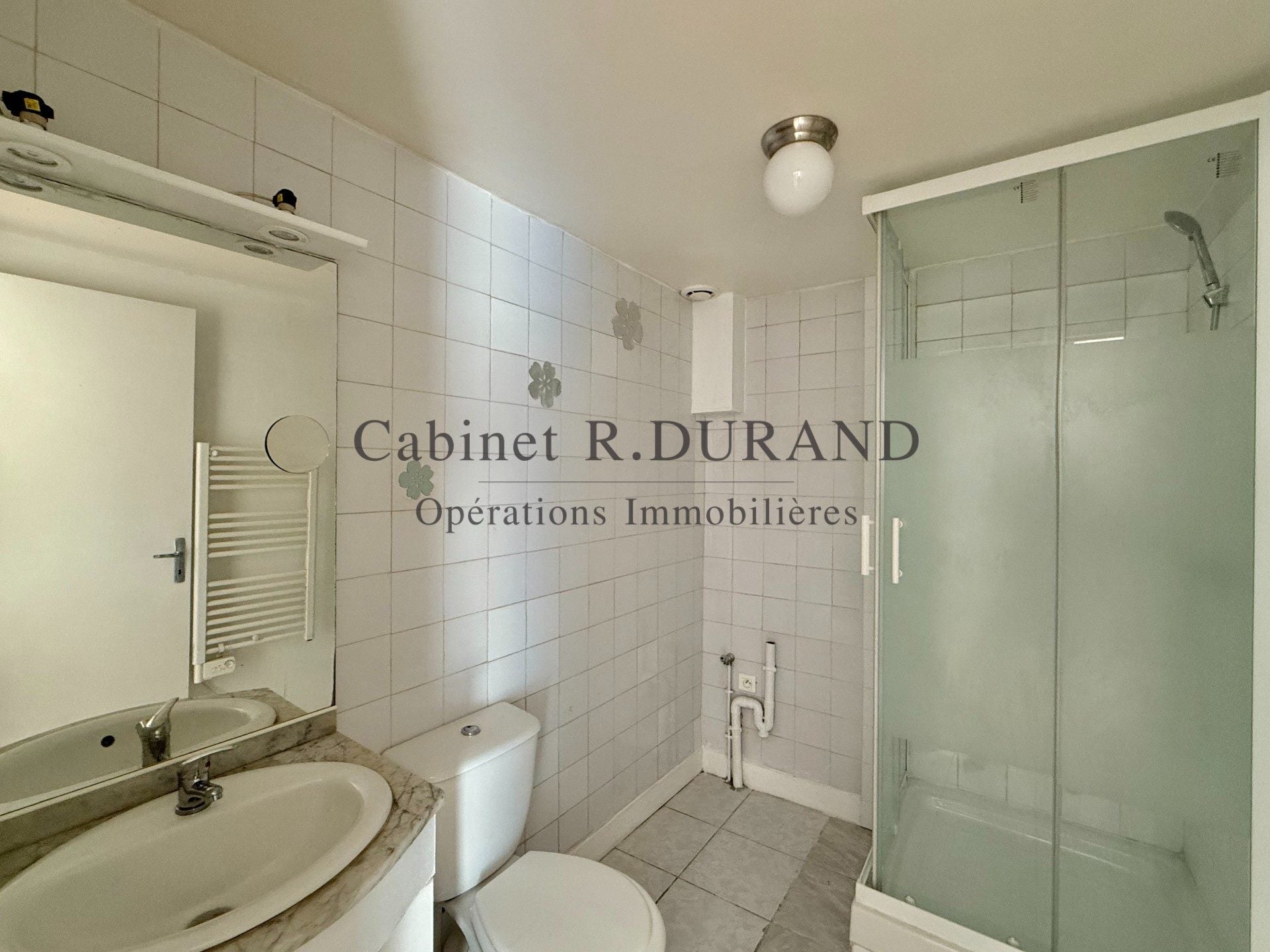 Flat Avenue Anatole France in Colombes