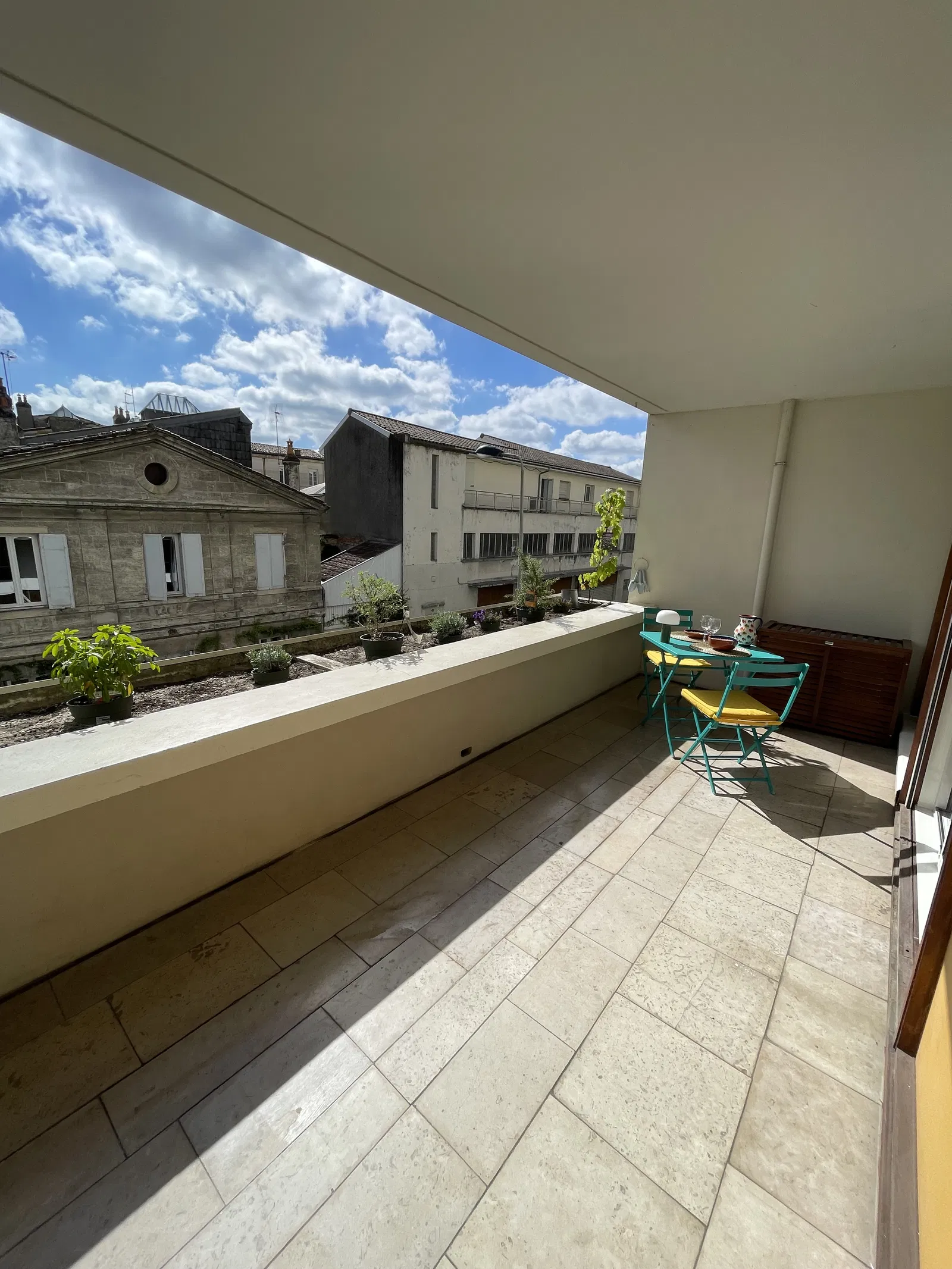 Appartement Rue Robert Caumont à Bordeaux