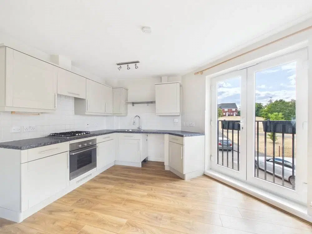 Flat Tolsey Gardens in Gloucester