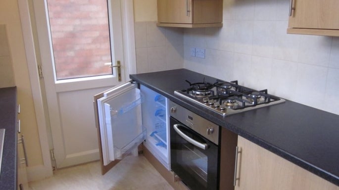 Flat Ashbourne Road in Derby
