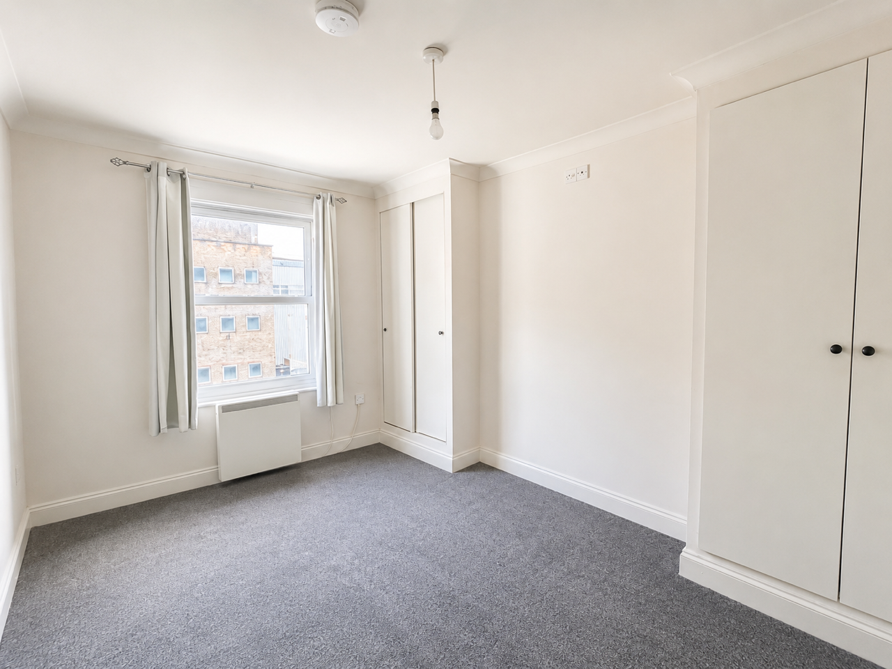 Flat Widmore Road in Greater London