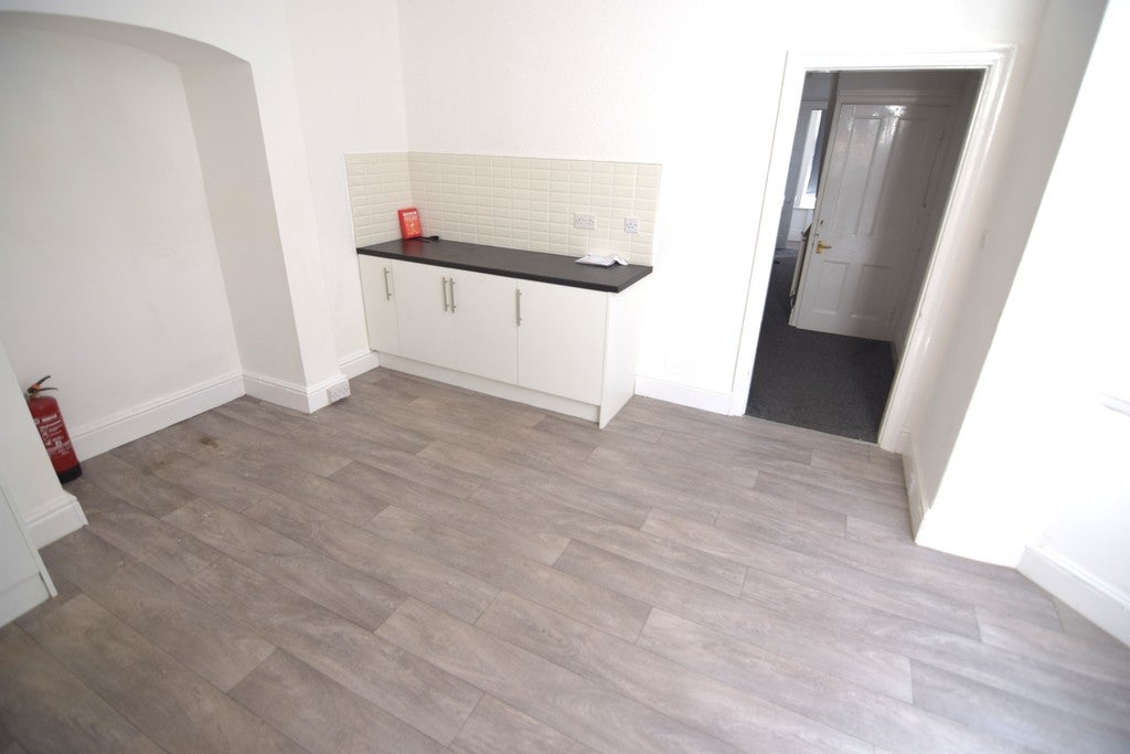 Flat All Saint's Road in Borough of Fylde