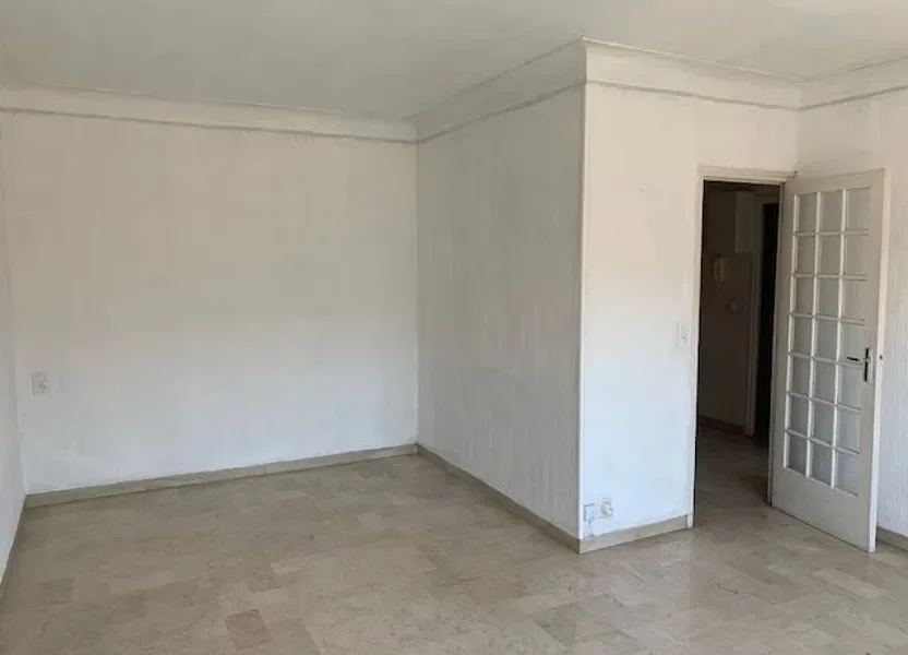 Appartement Rue Ruffi à Nîmes