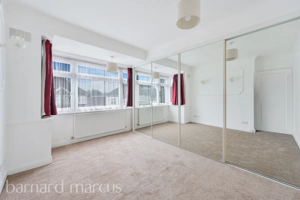 House Somerset Close in Greater London