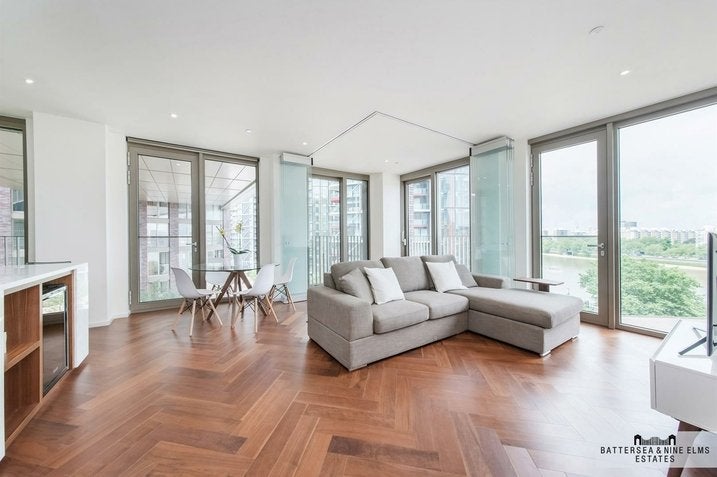 Flat New Union Square in Greater London