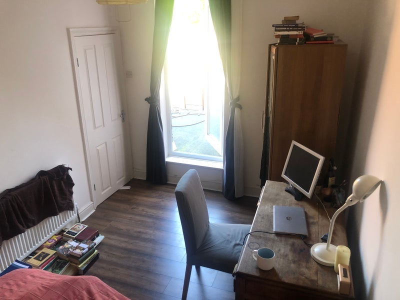 Room Carbuncle Passage in Greater London