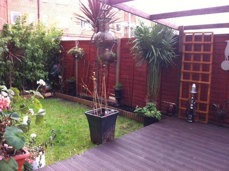 Flat Whitmore Road in Greater London