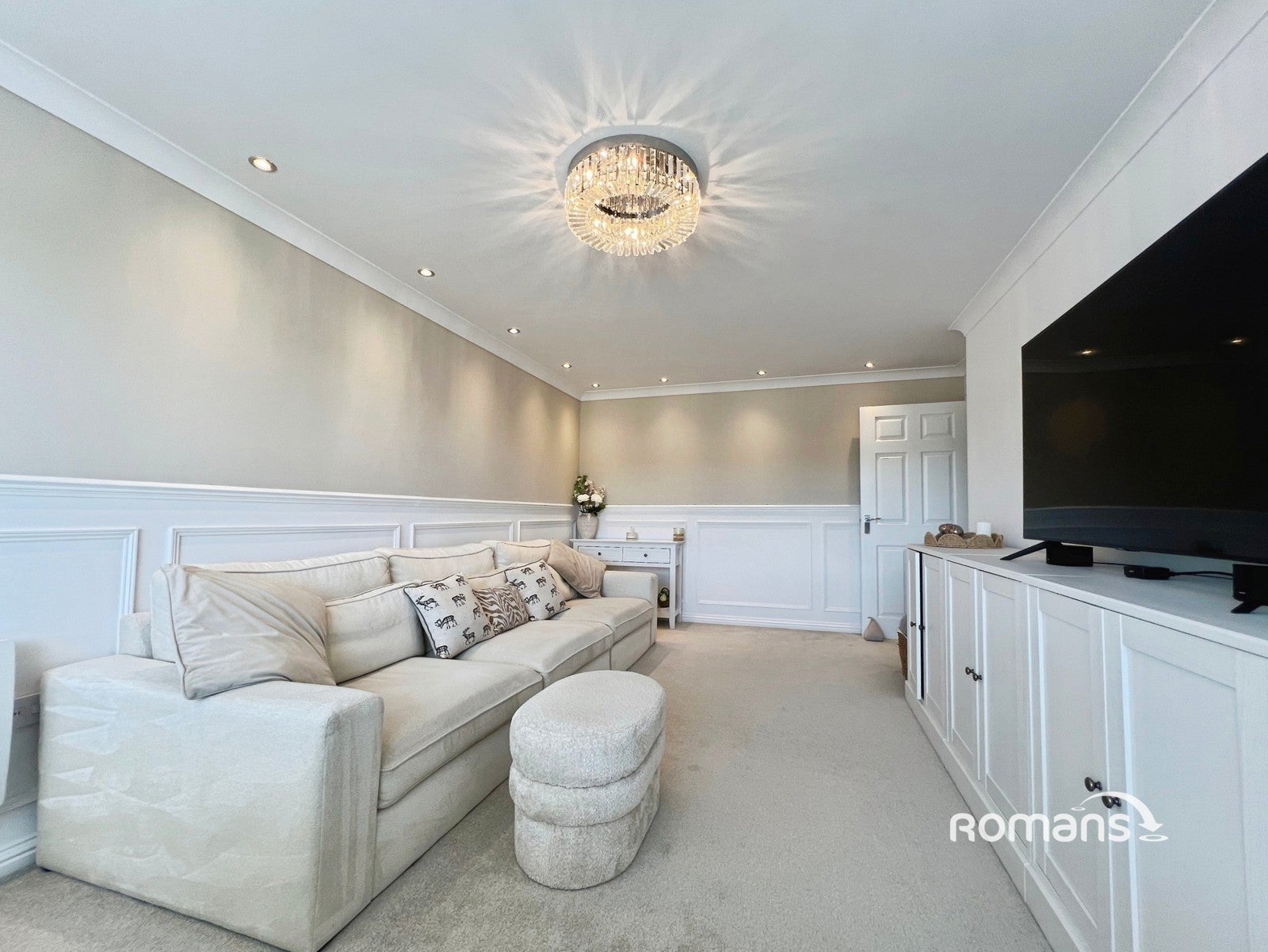 Flat Ambares Court in Midsomer Norton