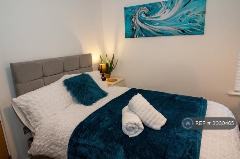 Room Priory Road in Liverpool