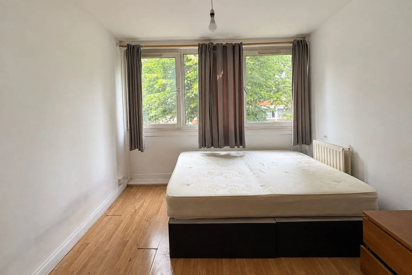 Room Harbridge Avenue in Greater London