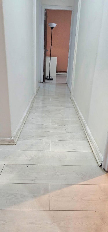 Room Reardon Street in Greater London