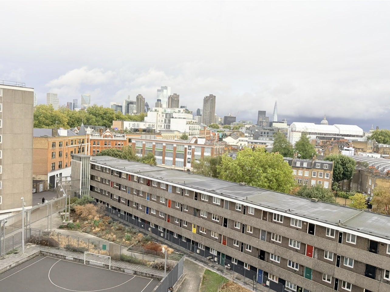 Room Gloucester Way in Greater London