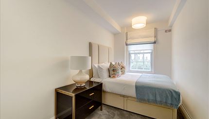 Flat Fulham Road in Greater London