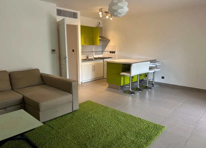 Appartement Avenue des Platanes à Six-Fours-les-Plages