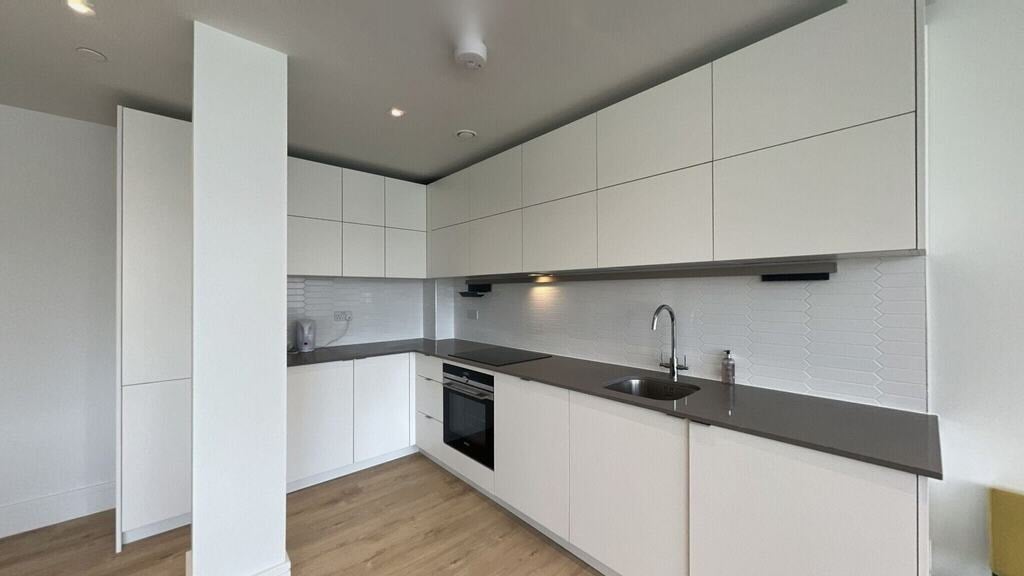 Flat Humphry Repton Lane in Greater London