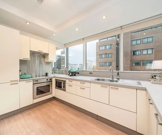Flat Grosvenor Road in City of Westminster